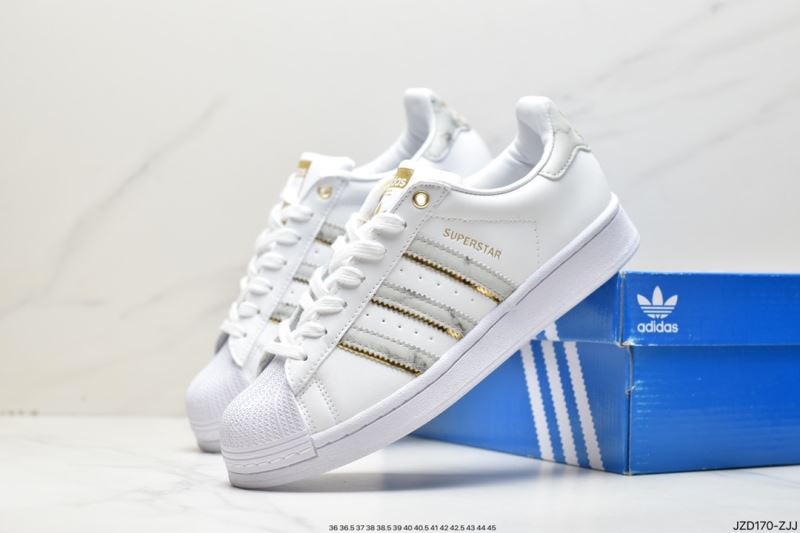 Adidas Sneakers